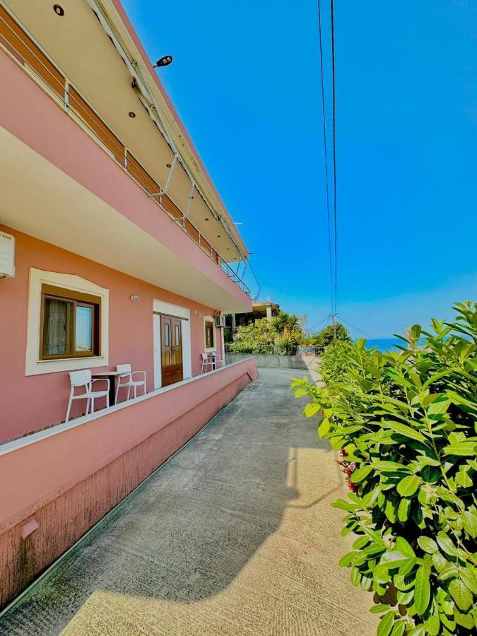Amar Apartments Sarandë Exterior foto