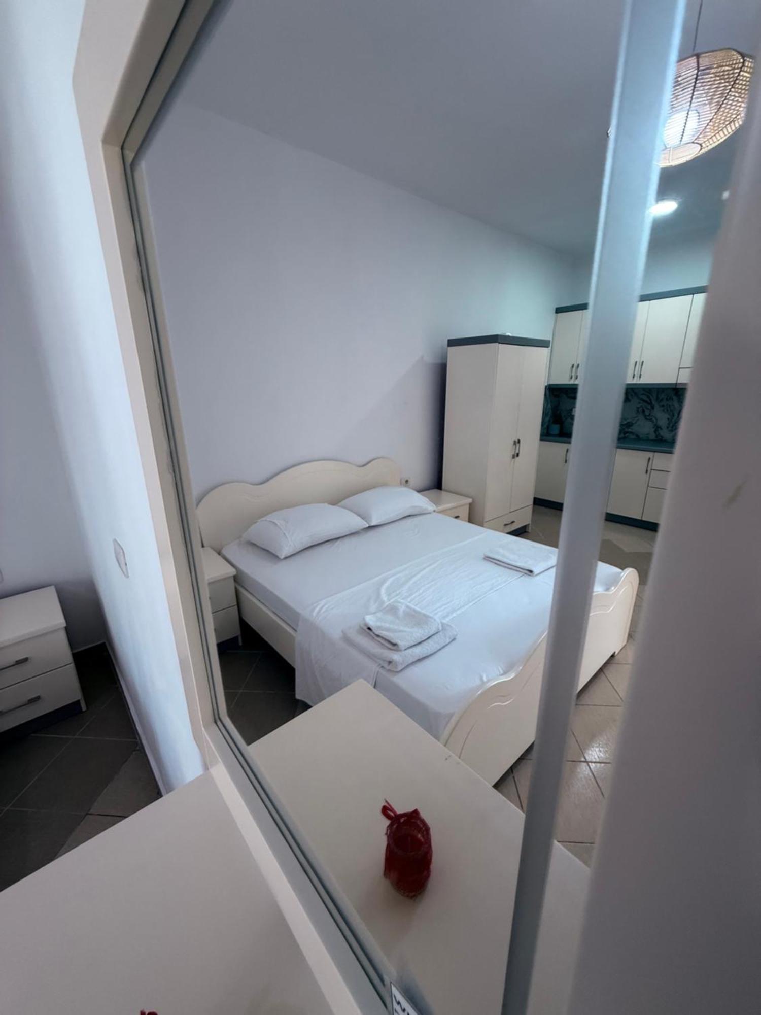 Amar Apartments Sarandë Exterior foto